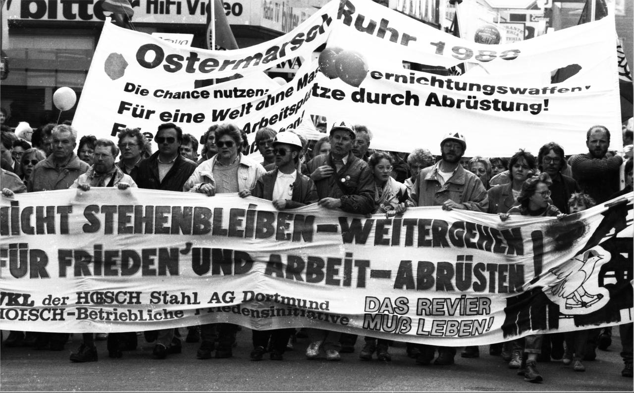 Der Ostermarsch Ruhr in Essen 1988.