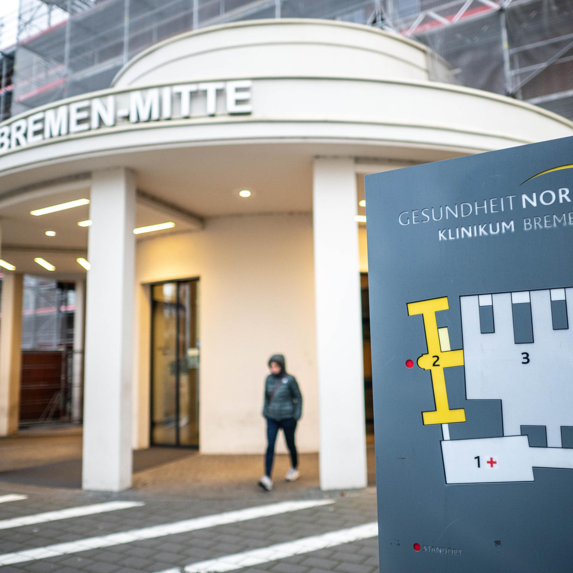 Der Eingangsbereich des Klinikum Bremen-Mitte vom Bremer Klinikverbund "Gesundheit Nord".