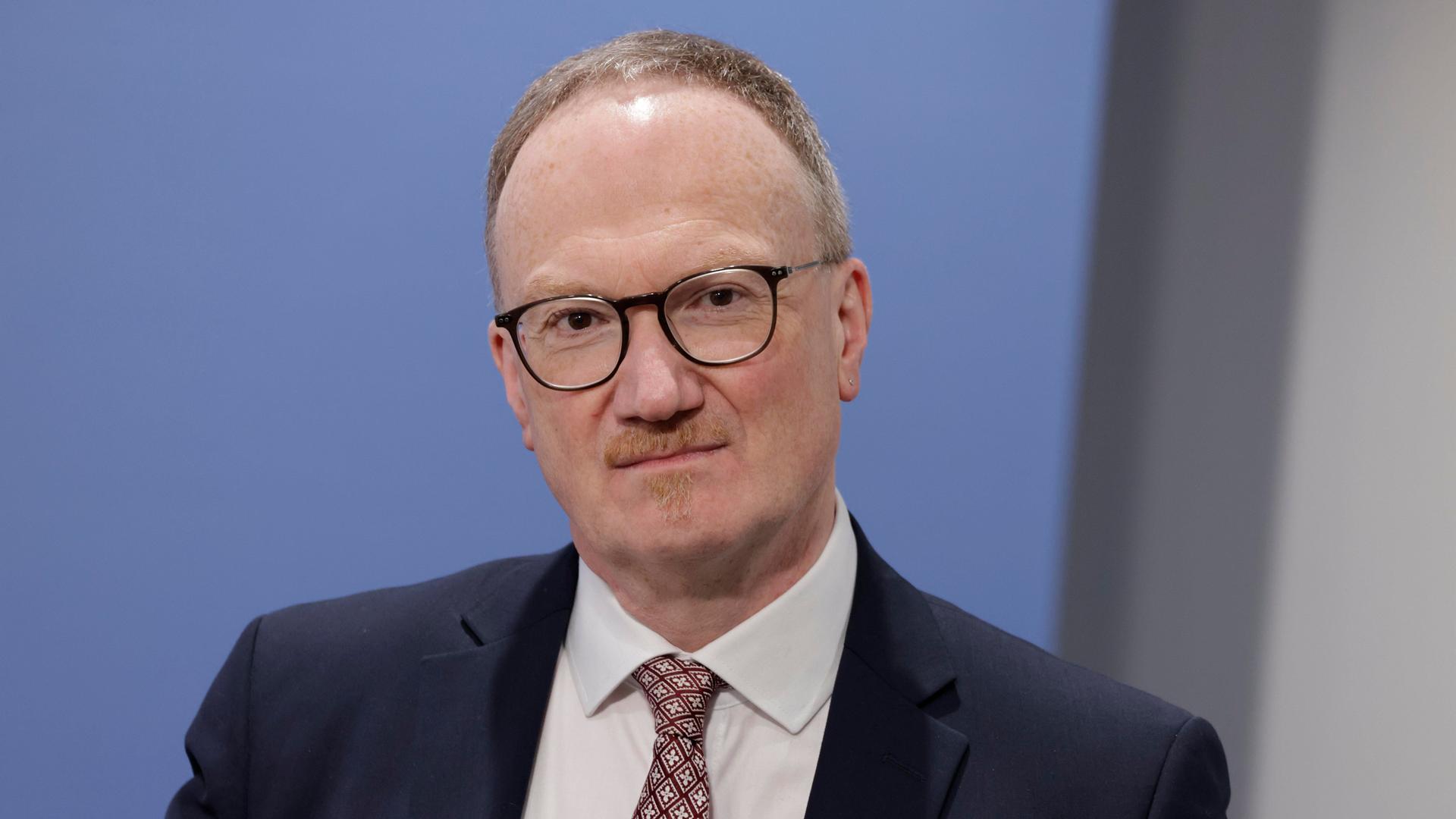 Der frühere Vorsitzende des Rats der Wirtschaftsweisen, Prof. Dr. Dr. h. c. Lars P. Feld im Porträt