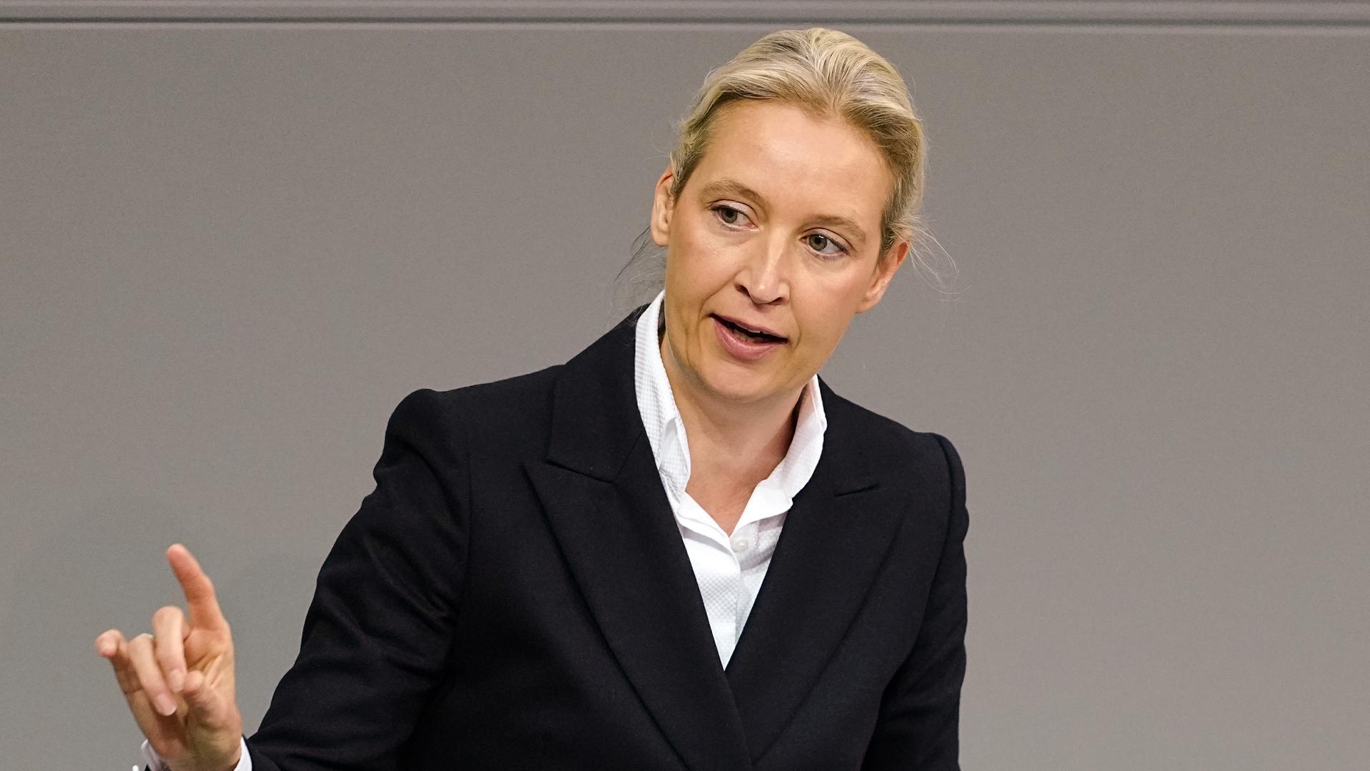 Alice Weidel, Fraktions- und Bundesvorsitzende der AfD, spricht in der Generaldebatte im Bundestag zum Haushalt.
