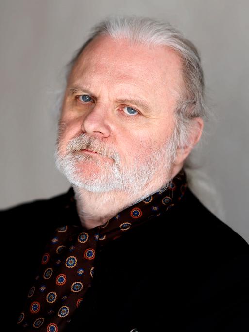 Schriftsteller Jon Fosse im Porträt.