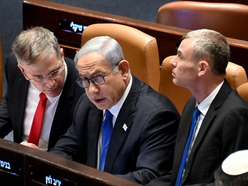 Israels Premierminister Benjamin Netanyahu während der Abstimmung zur Justizreform in der Knesset.