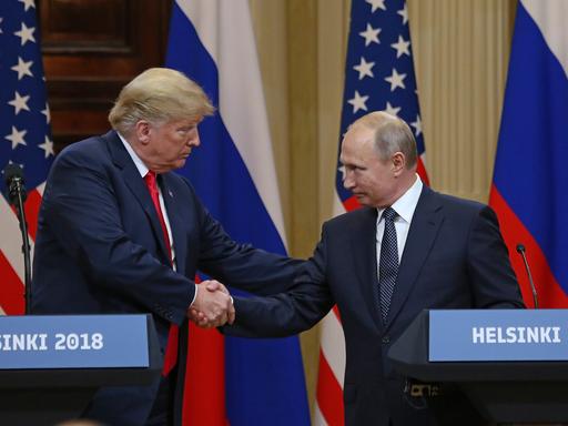 US-Präsident Donald Trump und der russische Präsident Wladimir Putin bei ihrem Treffen in Helsinki 2018