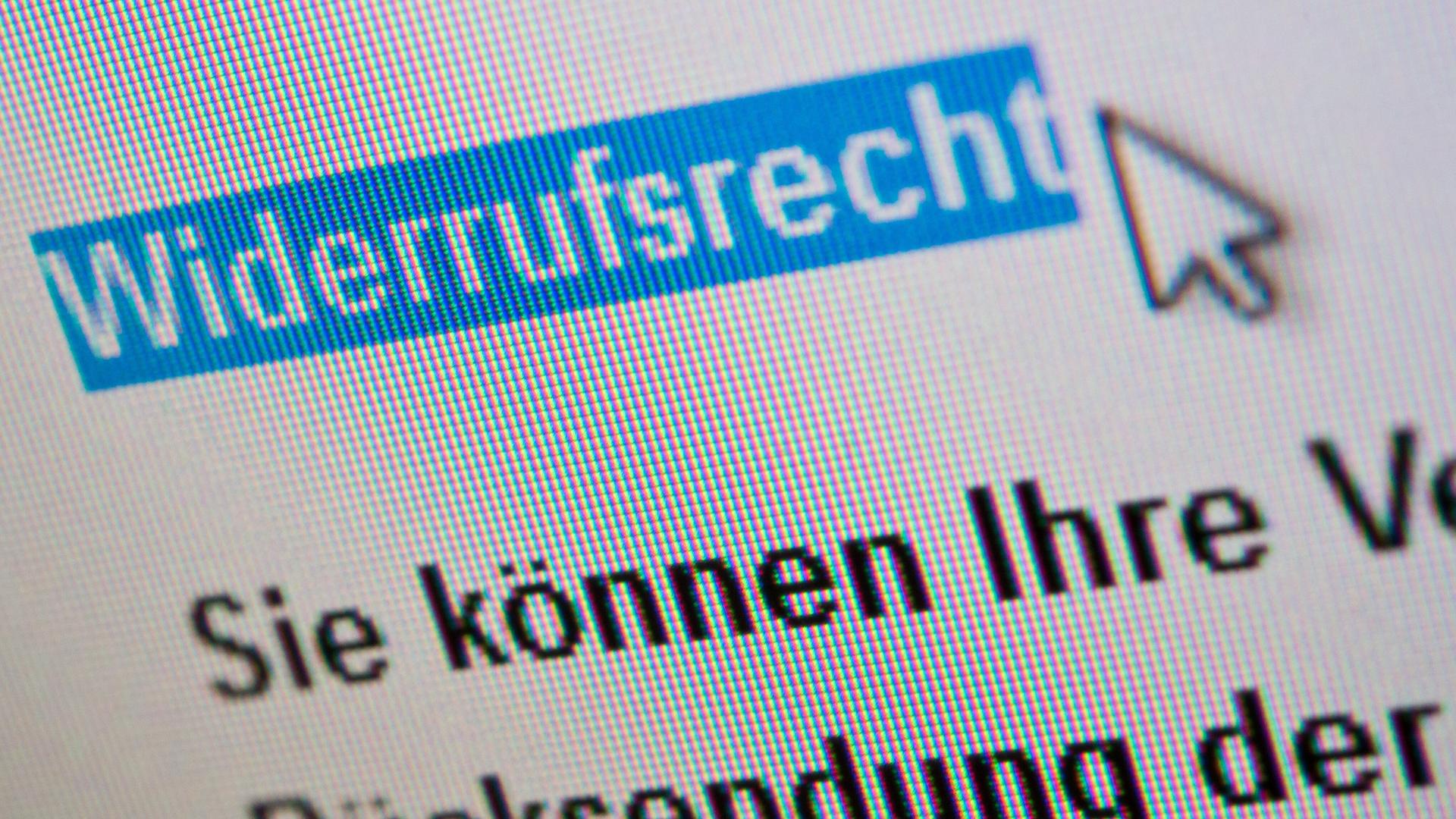 Das Wort "Widerrufsrecht" ist auf einem Computermonitor als Teil einer Widerrufsbelehrung eines Online-Händlers markiert. Das Wort "Widerrufsrecht" ist auf einem Computermonitor als Teil einer Widerrufsbelehrung eines Online-Händlers markiert.