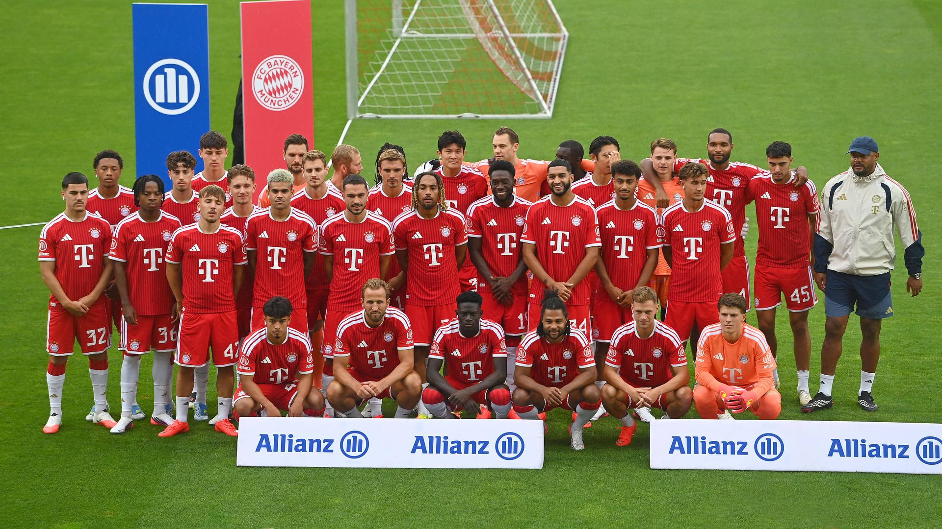 Mannschaftsfoto der Bayern