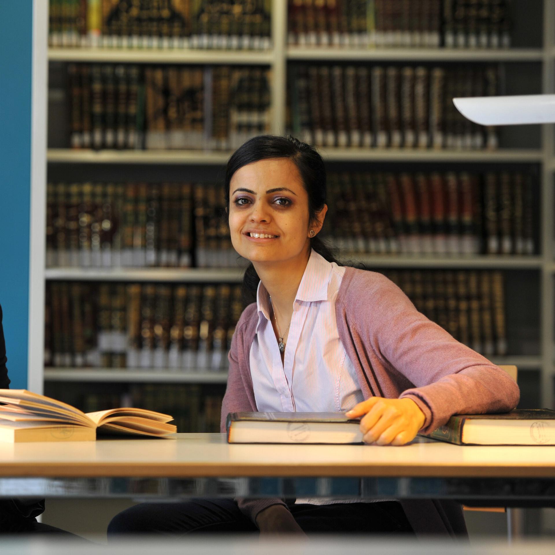 Deutscher Etikrat - Bundesregierung benennt Islamwissenschaftlerin Rana Alsoufi als neues Mitglied