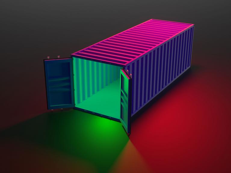 3D-Illustration eines isolierten Schiffcontainers in Neon-Farben mit offenen Türen vor schwarzem Hintergrund