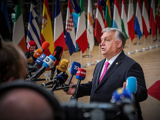 Ungarns Premier Viktor Orbán auf dem EU-Gipfel am 26. Oktober 2023 in Brüssel