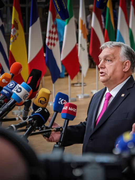 Ungarns Premier Viktor Orbán auf dem EU-Gipfel am 26. Oktober 2023 in Brüssel
