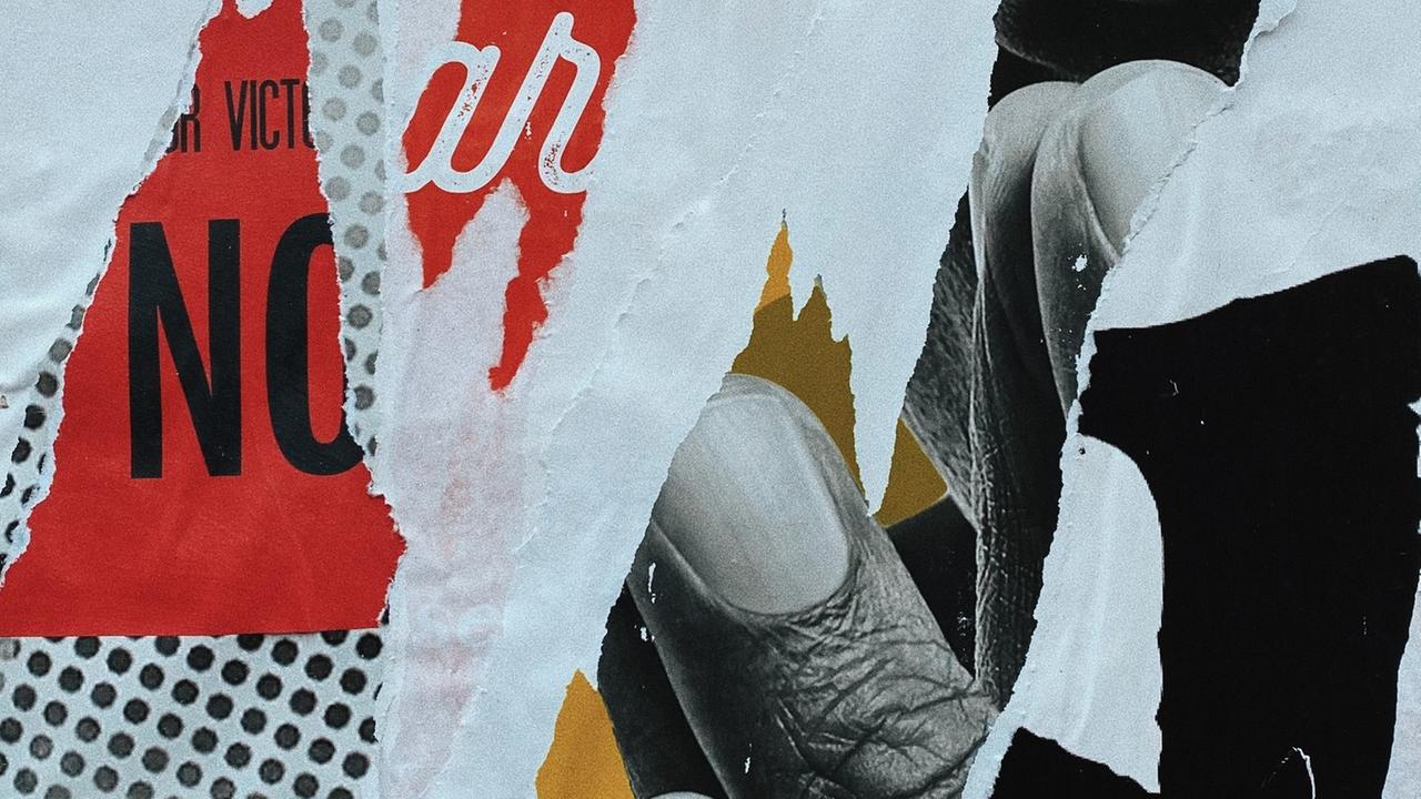 Eine Papiercollage von Jazmin Quaynor zeigt ausgerissene Zeitungsbilder in einer neuen, wilden Kreation.