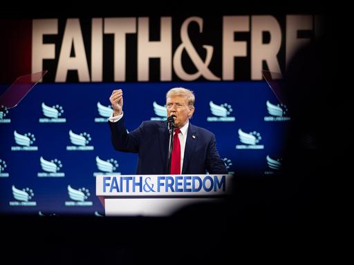 Ex-Präsident Donald Trump spricht auf der Konferenz Faith and Freedom Coalition, die christliche Anschauungen stärker in der Politik verankern will