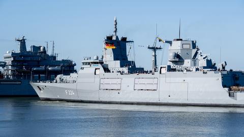 Die deutsche Fregatte "Sachsen-Anhalt"
