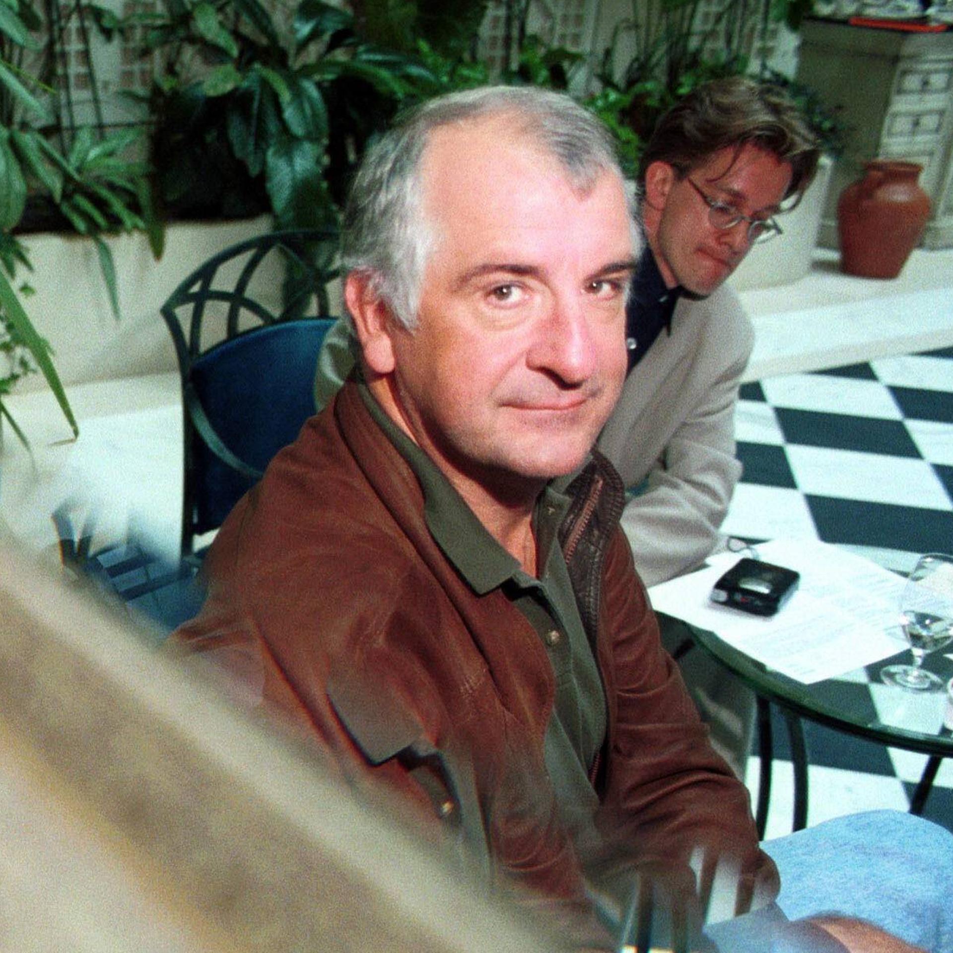 Douglas Adams - Der Satiriker des Universums