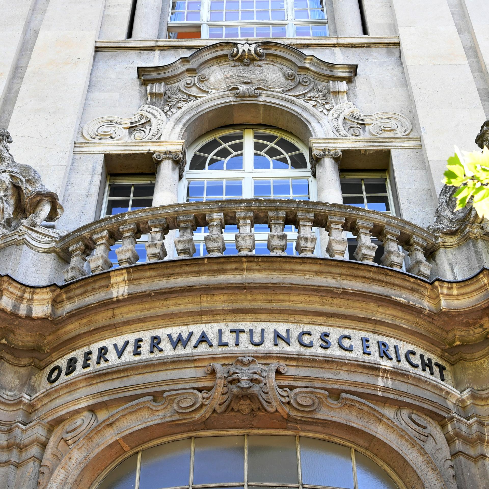 Die Außenfassade des Oberverwaltungsgerichts Berlin-Brandenburg.