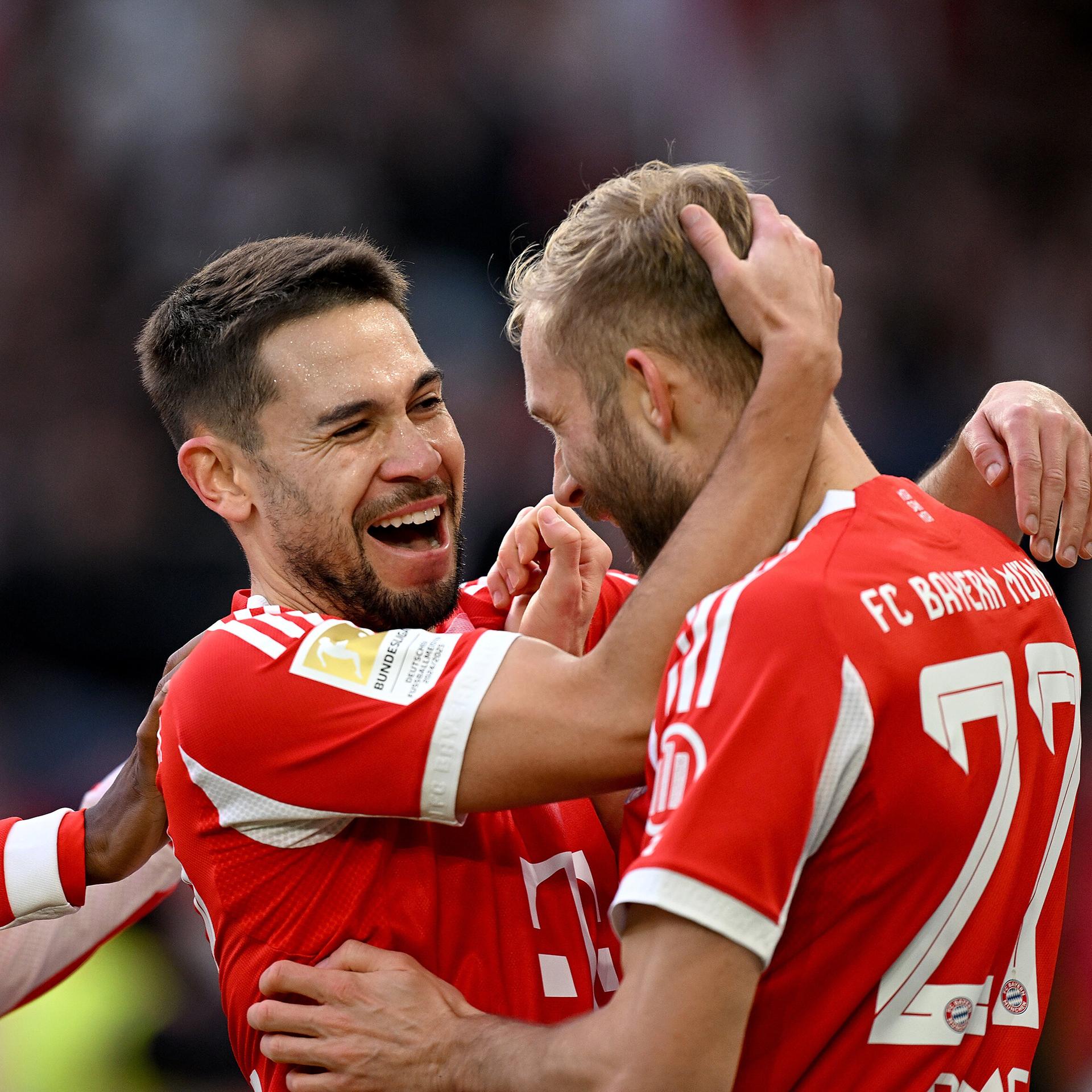 Torjubel nach dem 1:0 für den FC Bayern im Spiel gegen den VfB Stuttgart 