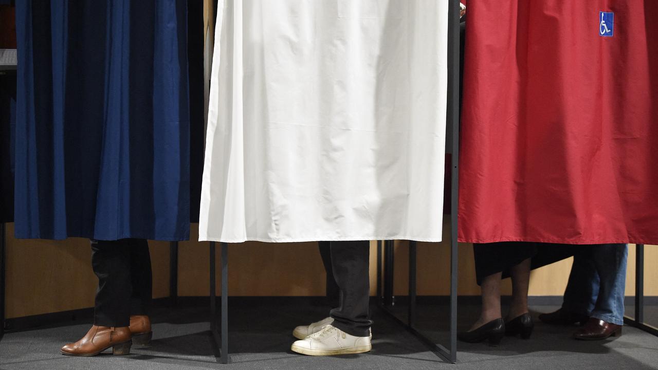 Wahlkabine bei der französischen Präsidentschaftswahl Wahlkabine bei der französischen Präsidentschaftswahl