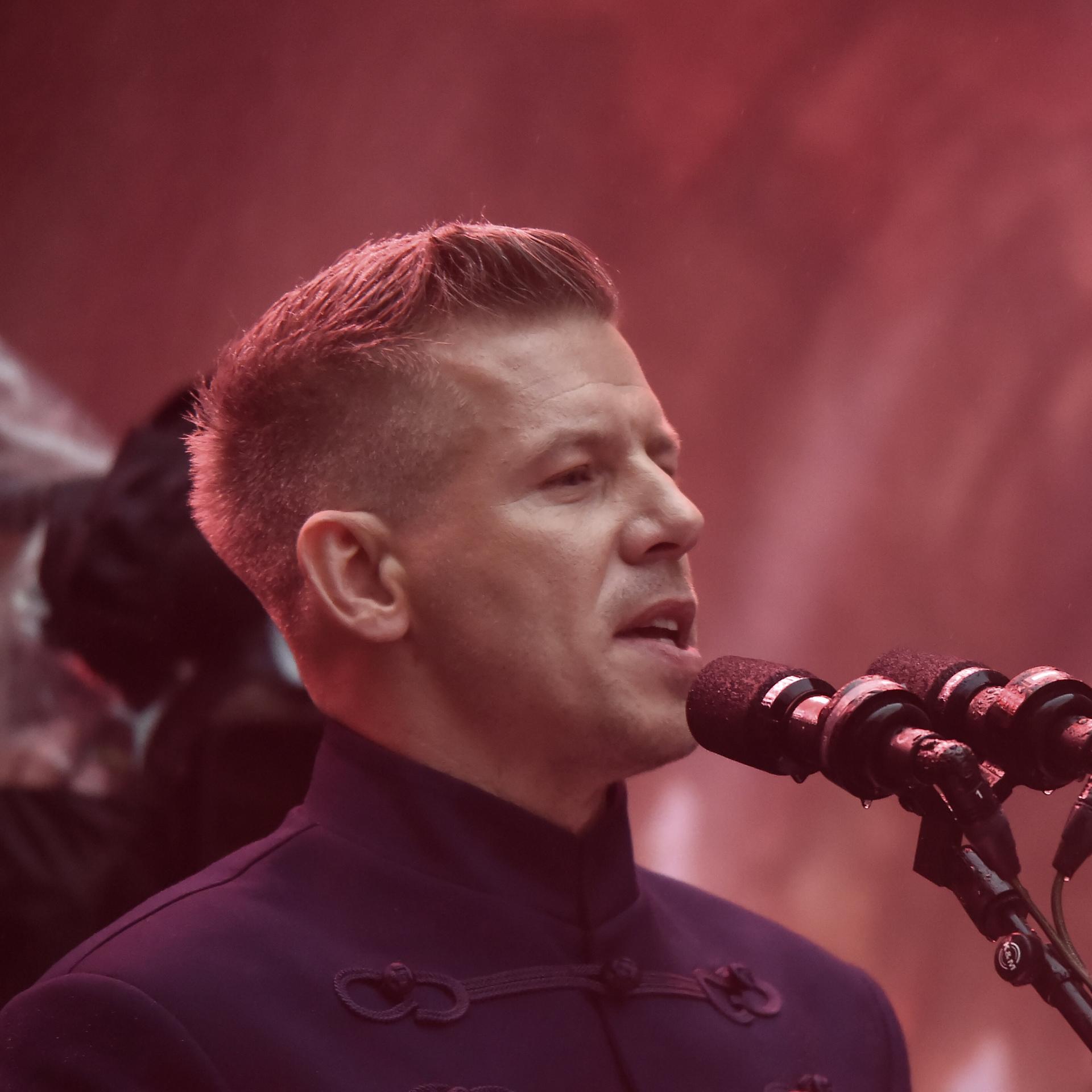 Budapest - Ungarns Wahlkampf spitzt sich zu: Oppositionsführer Magyar spricht nach Orbáns Marionetten-Vorwürfen von Hetze