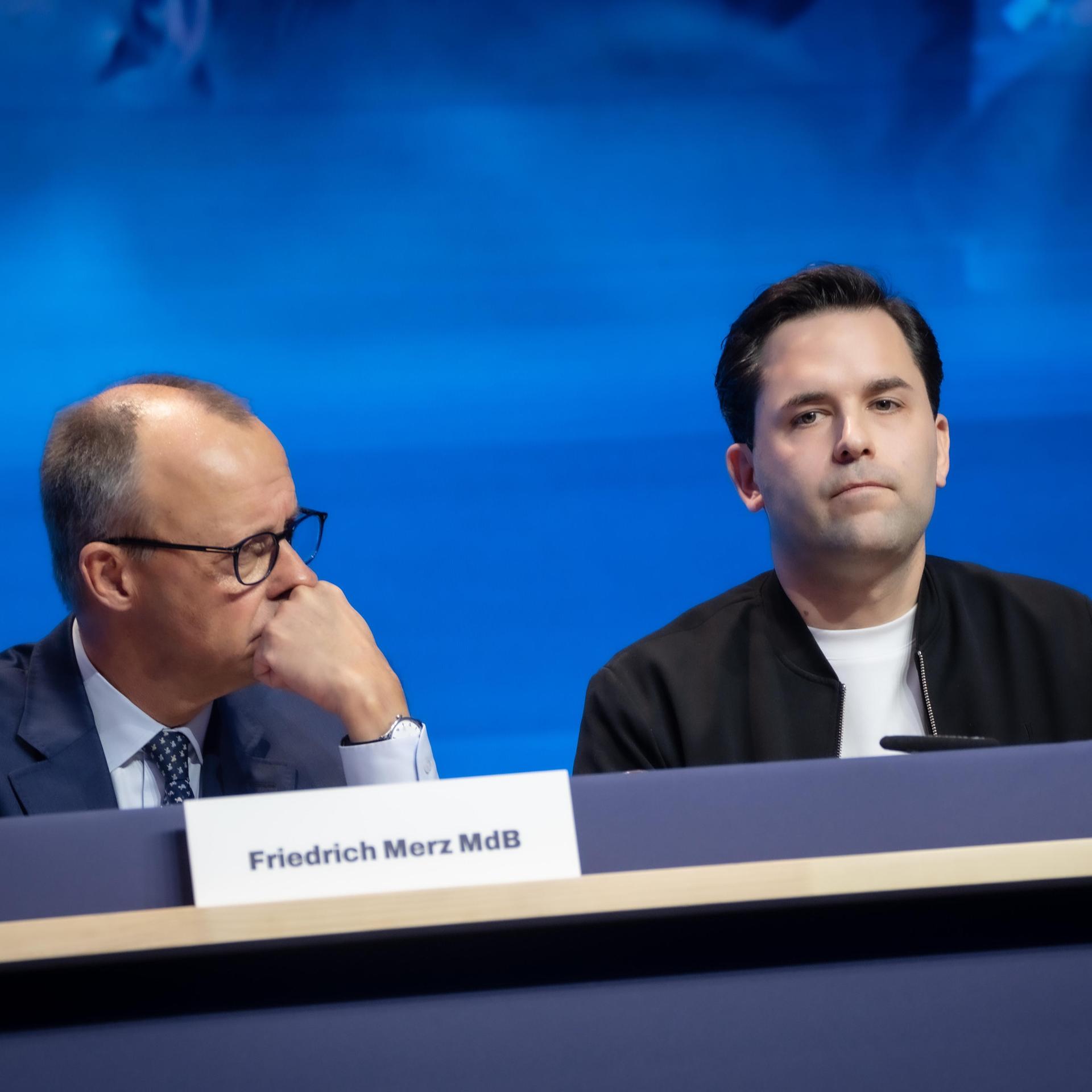 Rentenstreit - Ökonomen verlangen einen Stopp des Rentenpakets