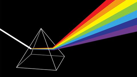 Grafik eines gläsernen Prismas auf schwarzem Grund, das einen weißen Lichtstrahl bricht und so in die Farben des Regenbogens auffächert.