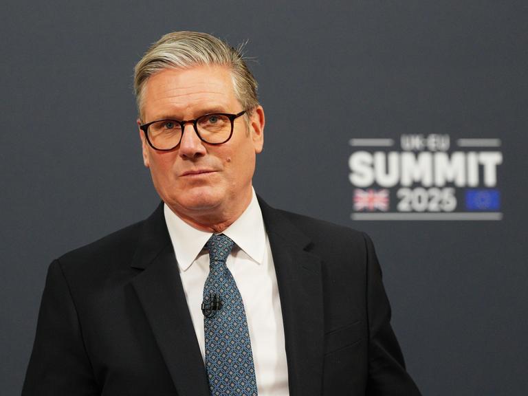 Der britische Premier Keir Starmer bei der Pressekonferenz anlässlich des GB/EU-Gipfels in London, am 19. Mai 2025 Der britische Premier Keir Starmer bei der Pressekonferenz anlässlich des GB/EU-Gipfels in London, am 19. Mai 2025