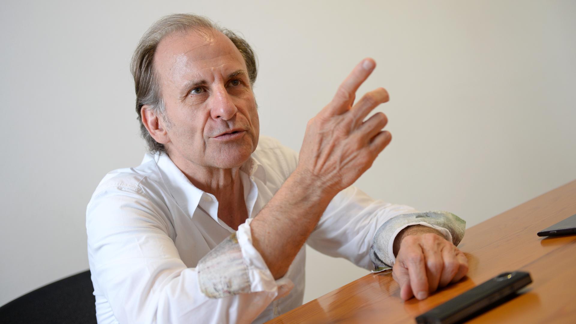 Regisseur und Produzent Peter Popp. Regisseur und Produzent Peter Popp.