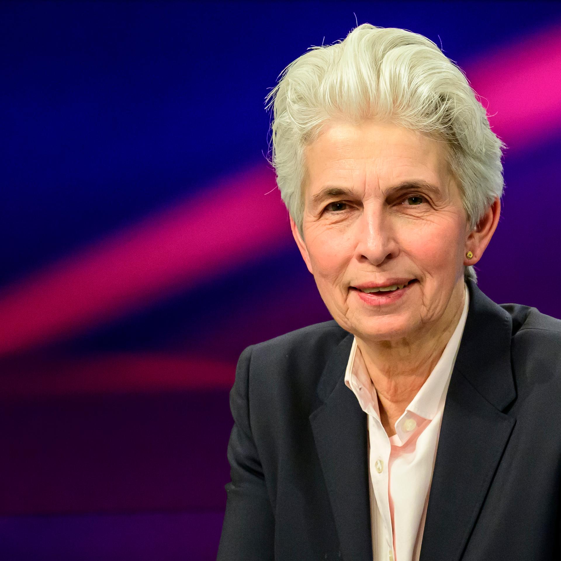 FDP-Politikerin Marie-Agnes Strack-Zimmermann im Portrait als Gast in der Fernsehsendung Maischberger