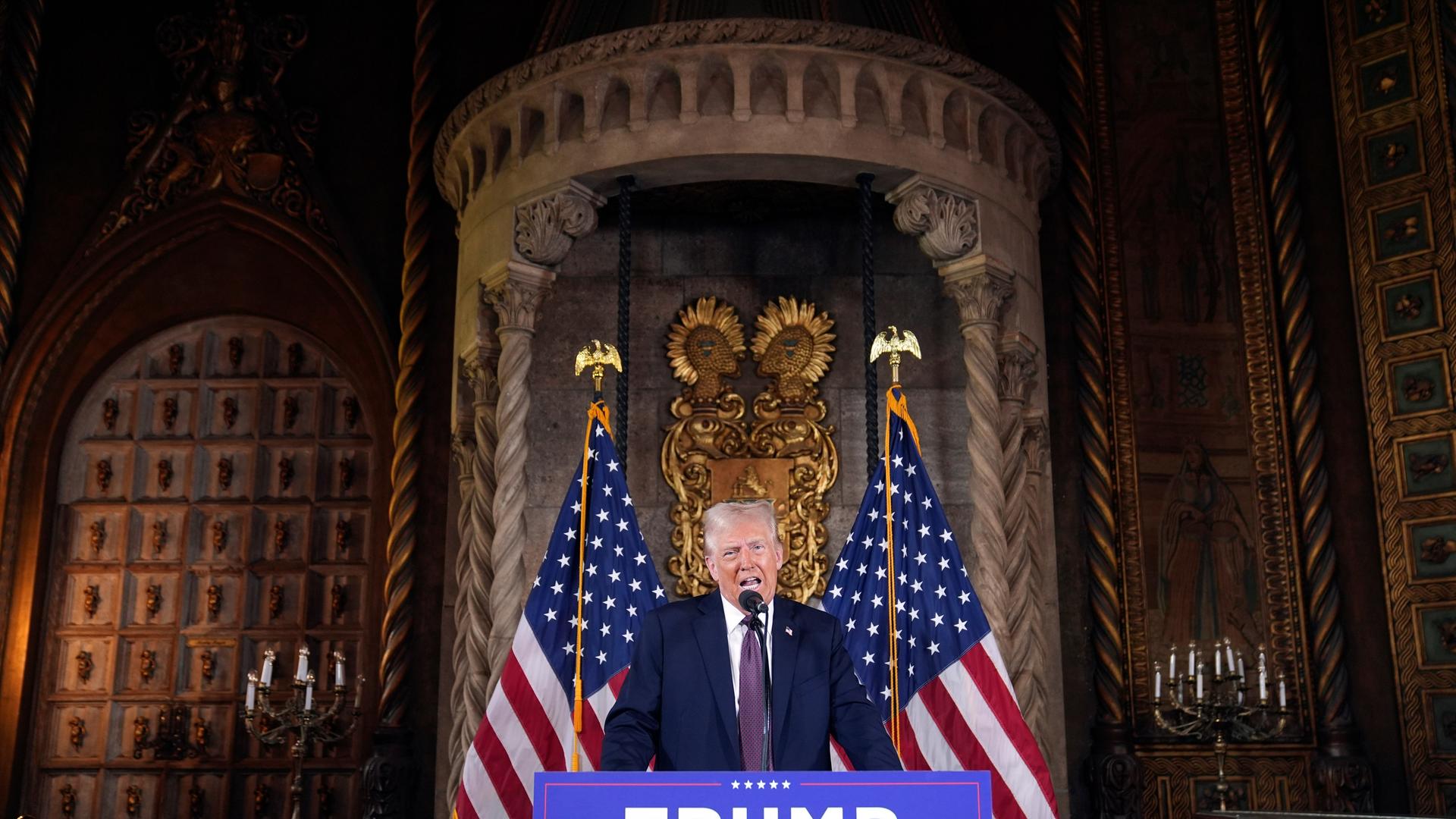 Donald Trump hält eine Pressekonferenz in seinem Anwesen in Mar-a-Lago (7. Januar 2025)