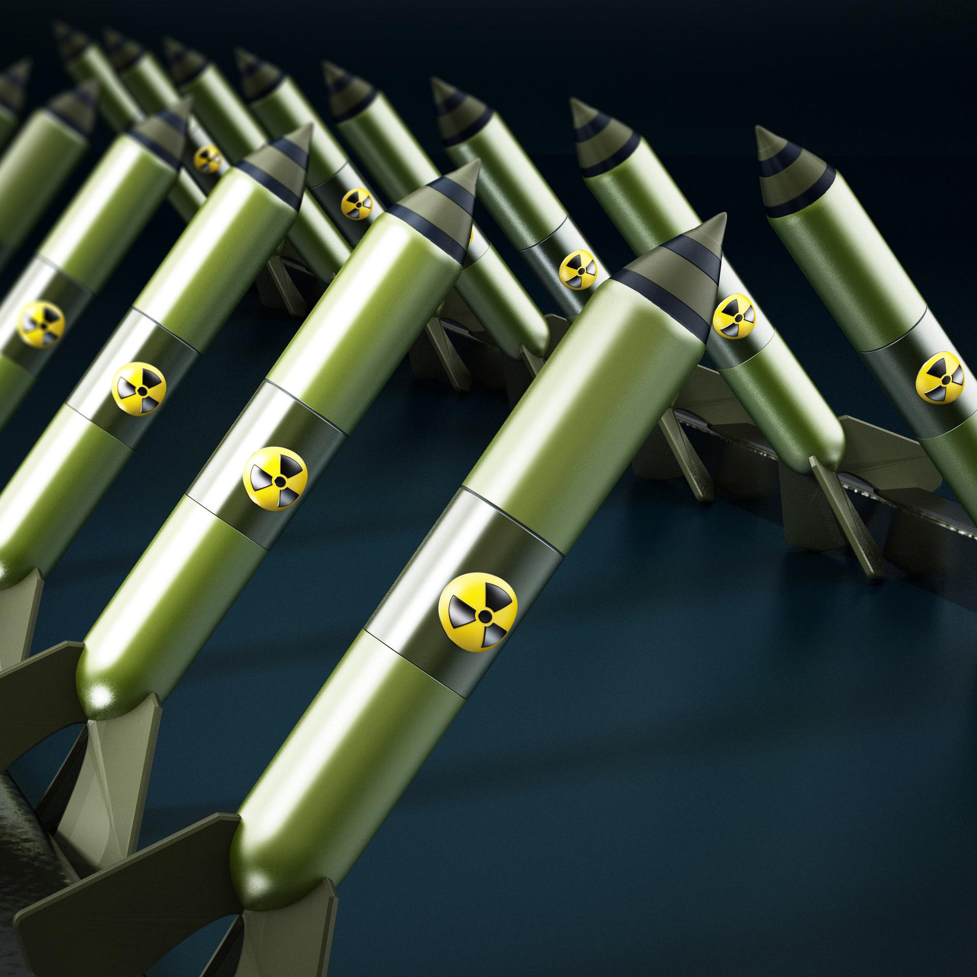3D-Illustration: Nuklearsprengköpfe in zwei Reihen