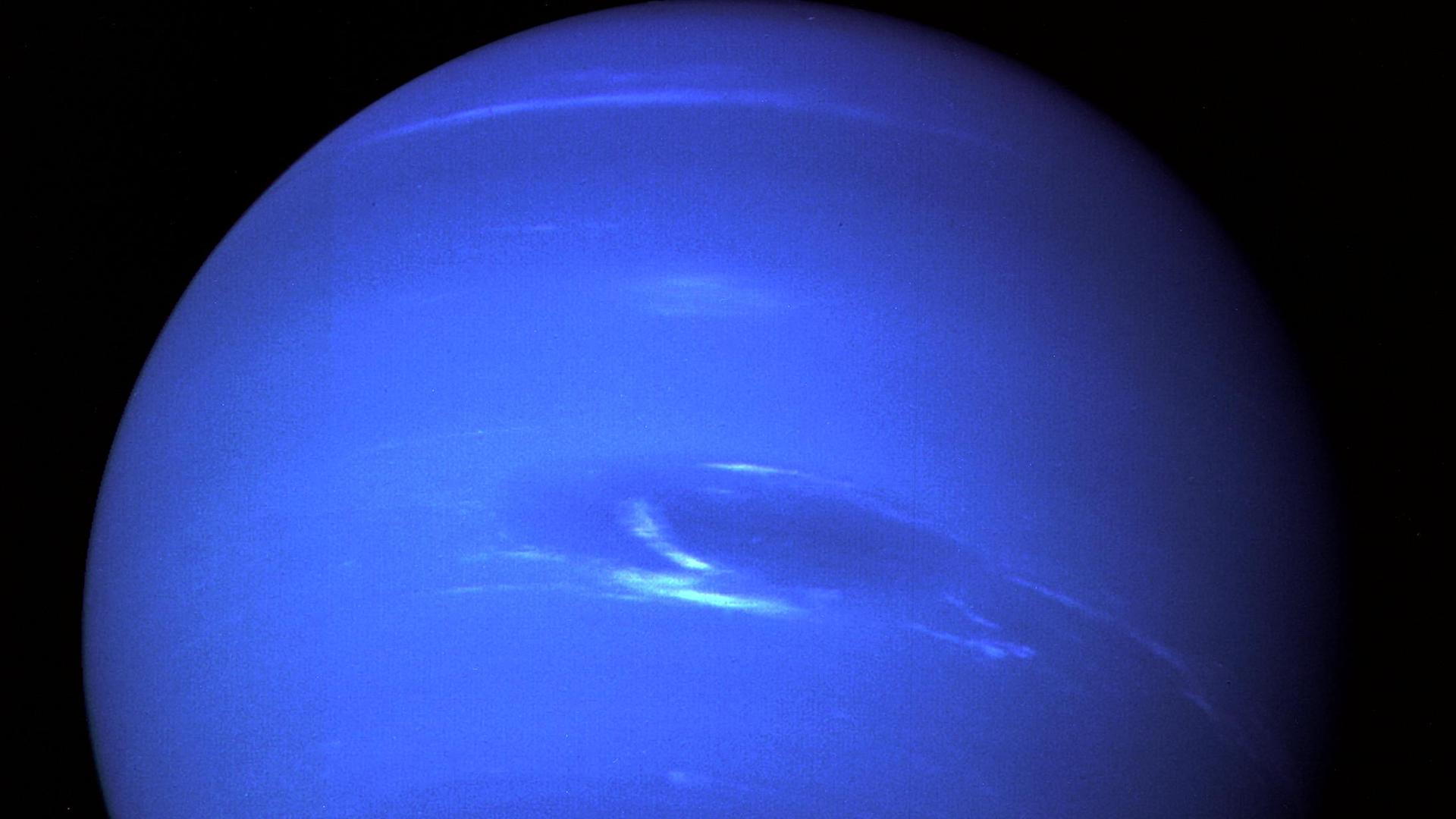 Ein blauer Planet im schwarzen All