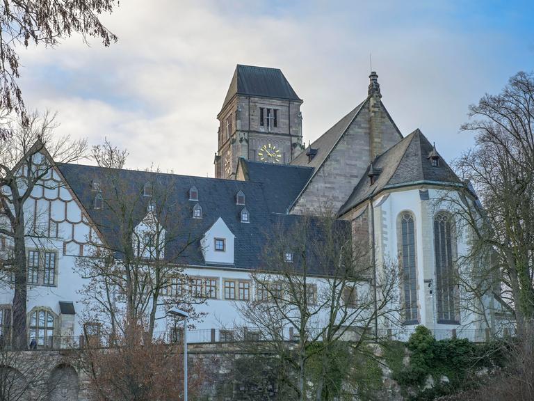 Zu sehen ist die Schlosskirche in der sächsischen Stadt Chemnitz.