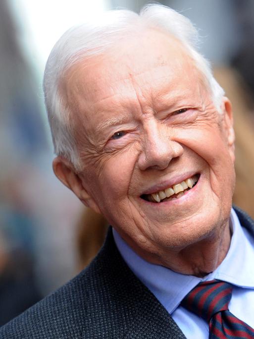 Jimmy Carter verlässt die „Late Show with David Letterman“ im Ed Sullivan Theater in New York City, NY, USA, am 24. März 2014. 