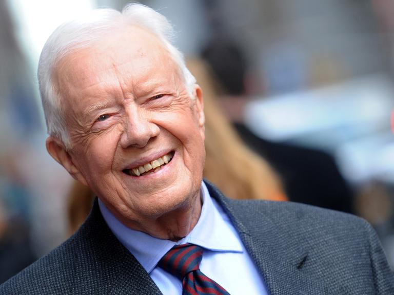 Jimmy Carter verlässt die „Late Show with David Letterman“ im Ed Sullivan Theater in New York City, NY, USA, am 24. März 2014. 