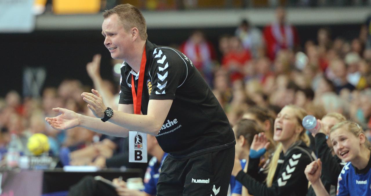 Der ehemalige Blomberger-Handball-Trainer Andre Fuhr an der Seitenlinie.