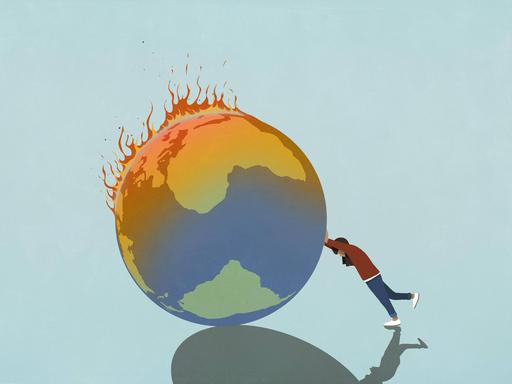 Eine Frau stemmt sich gegen eine brennende Erdkugel und rollt sie vor sich her.