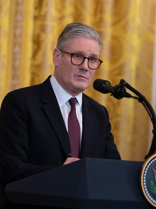 Der britische Premierminister Keir Starmer bei einer Pressekonferenz im East Room des Weißen Hauses in Washington, DC, am Donnerstag, 27. Februar 2025. 