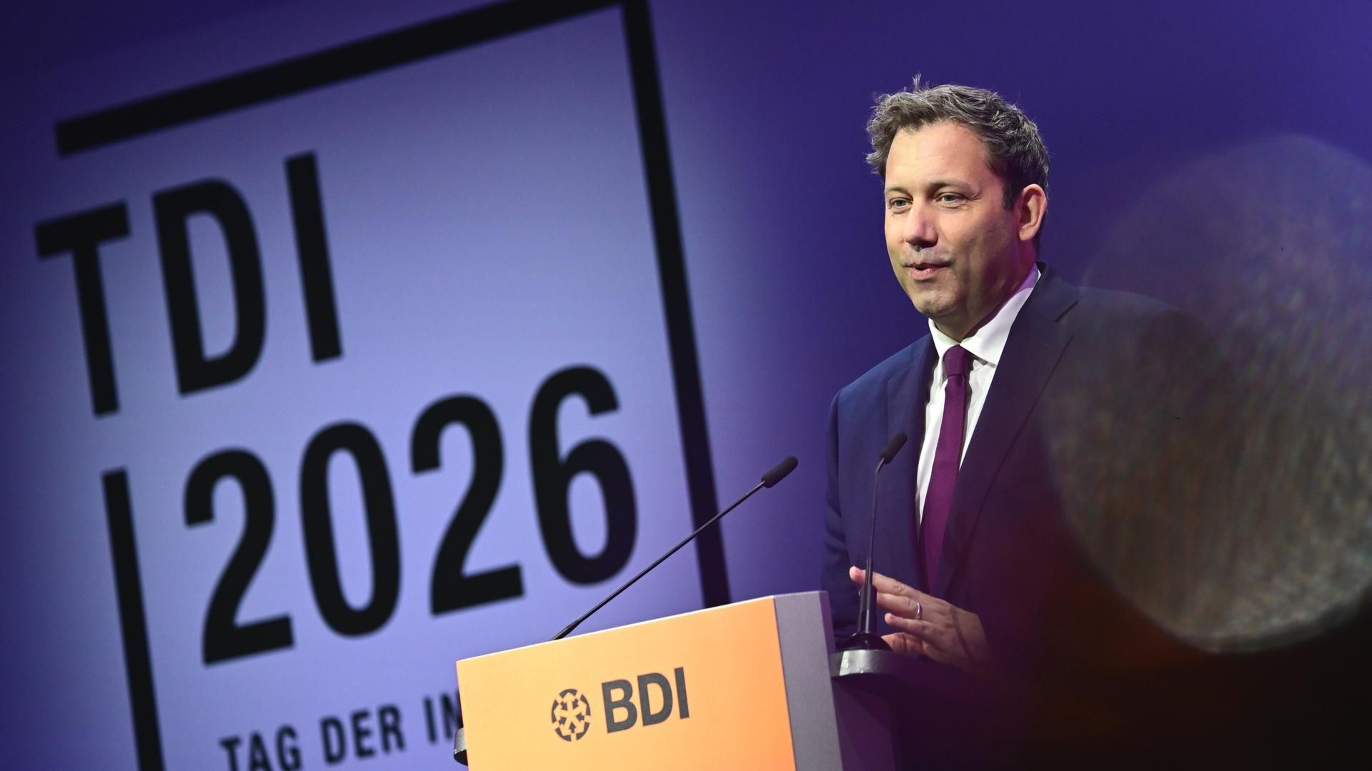 Lars Klingbeil spricht während des Panels "Mut zur Reform - Investitionen und Anreize für den Aufschwung" am Tag der Industrie 2026 des Bundesverbandes der Deutschen Industrie in Berlin. Lars Klingbeil spricht während des Panels "Mut zur Reform - Investitionen und Anreize für den Aufschwung" am Tag der Industrie 2026 des Bundesverbandes der Deutschen Industrie in Berlin.