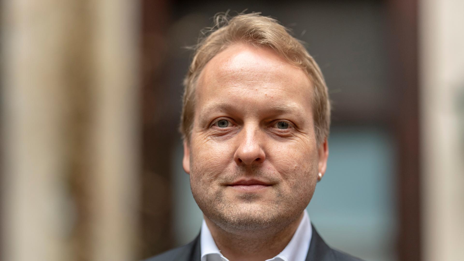 Der Schriftsteller Thilo Krause Der Schriftsteller Thilo Krause