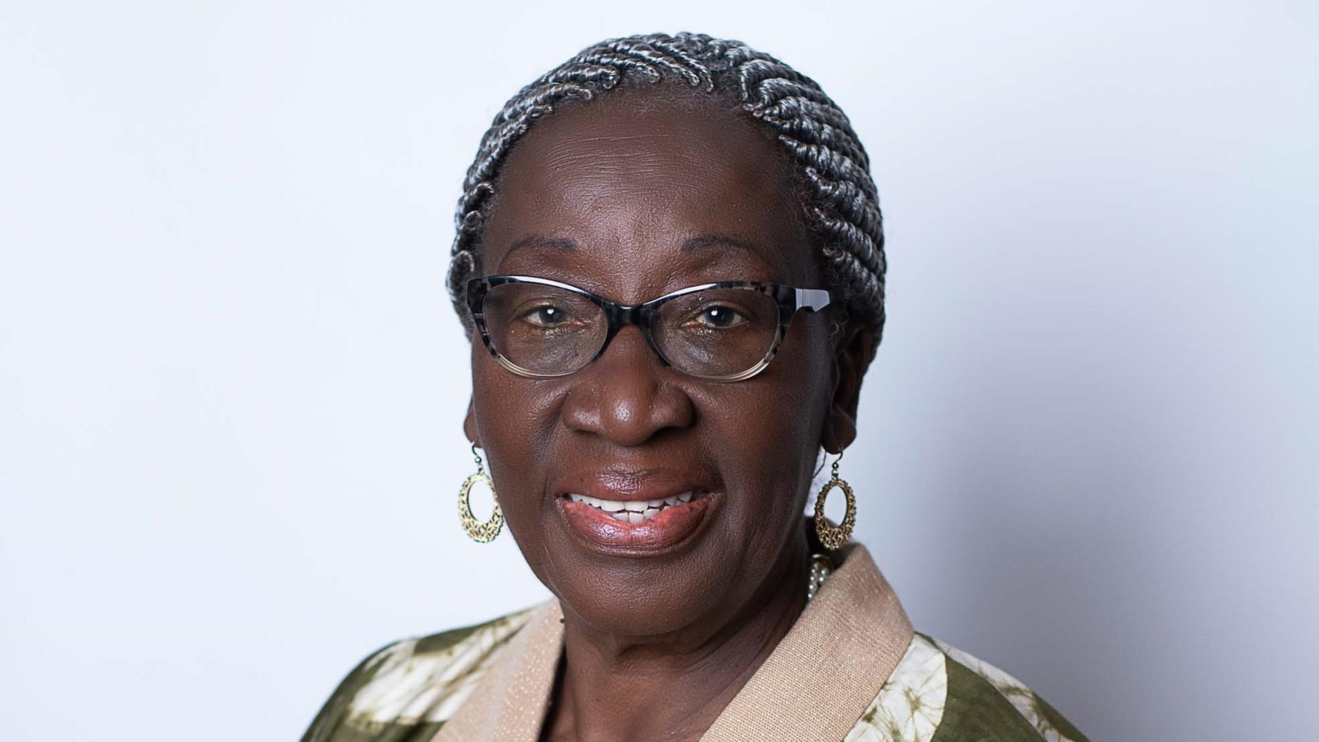 Ein äteres Portrait der Immunologin Rose Gana Fomban Leke aus Kamerun. Ein äteres Portrait der Immunologin Rose Gana Fomban Leke aus Kamerun.