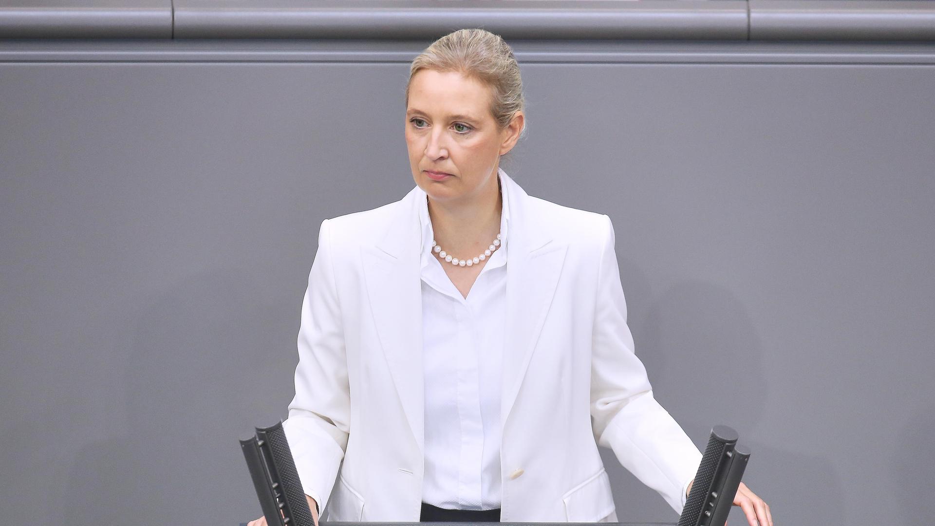 Generaldebatte im Bundestag - Weidel kritisiert Haushaltsführung der Bundesregierung - Rede von Merz erwartet