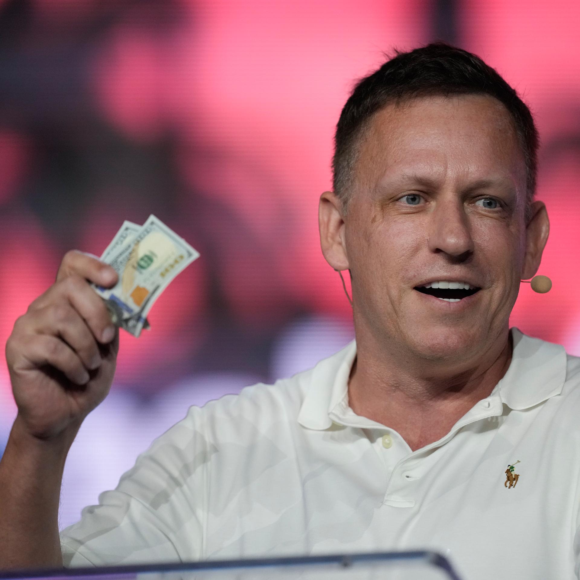 Wiener Festwochen - Weiter Diskussionen um Ein- und Ausladung von Tech-Milliardär Peter Thiel