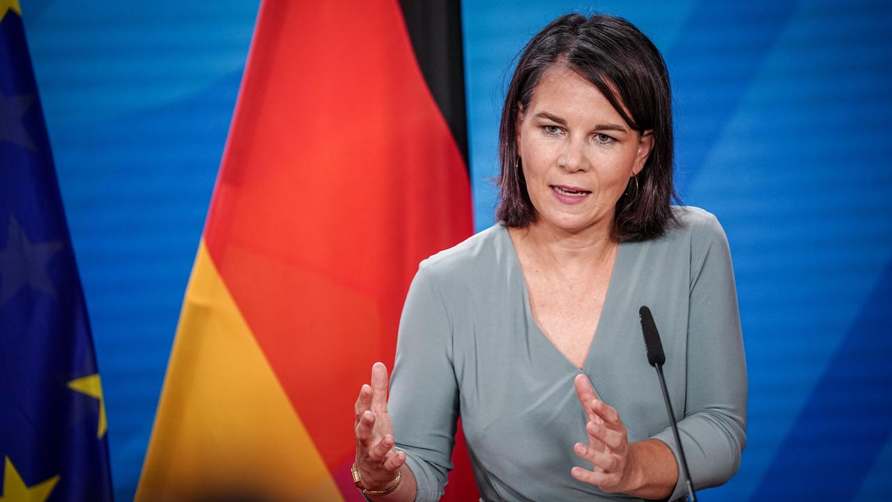 Ukrainischer Unabhängigkeitstag - Bundesaußenministerin Baerbock ...