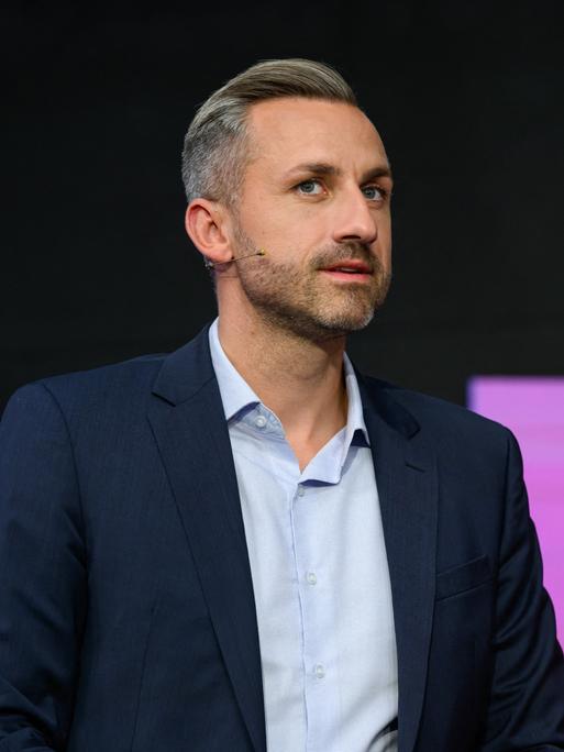 Ulrich Siegmund (AfD) und Claudia Wittig (BSW) bei einer Wahlsendung vor der Parlamentswahl in Sachsen-Anhalt 2026