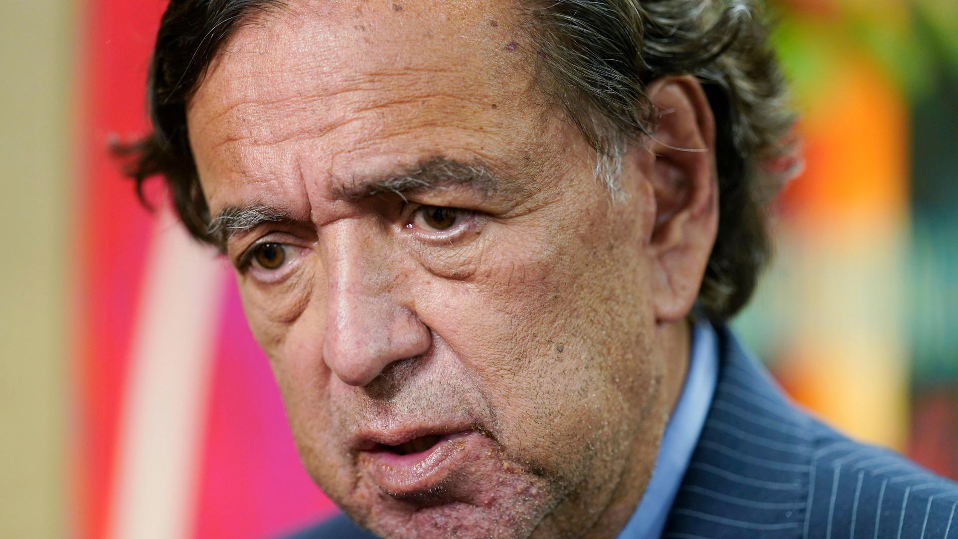 Das Bild zeigt Bill Richardson in einer Nahaufnahme. Das Bild zeigt Bill Richardson in einer Nahaufnahme.