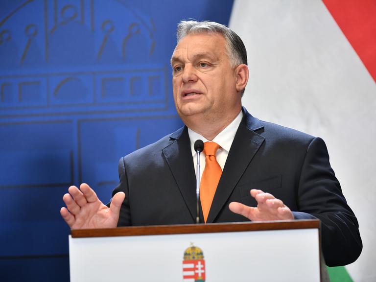 Ungarns Ministerpräsident Viktor Orban auf einer Pressekonferenz
