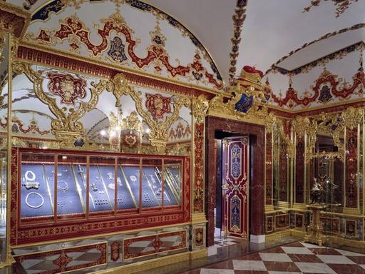 Blick in das Juwelenzimmer des Historischen Grünen Gewölbes (Ansicht vor dem 25. November 2019)