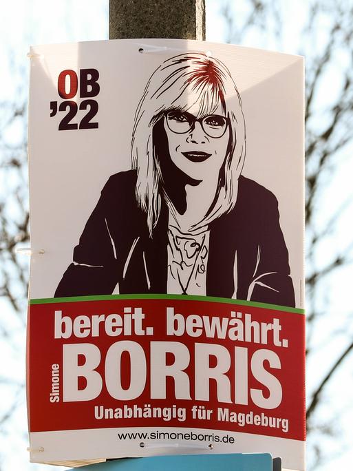 Wahlplakat für Simone Borris zur Magdeburger Oberbürgermeisterwahl 2022.