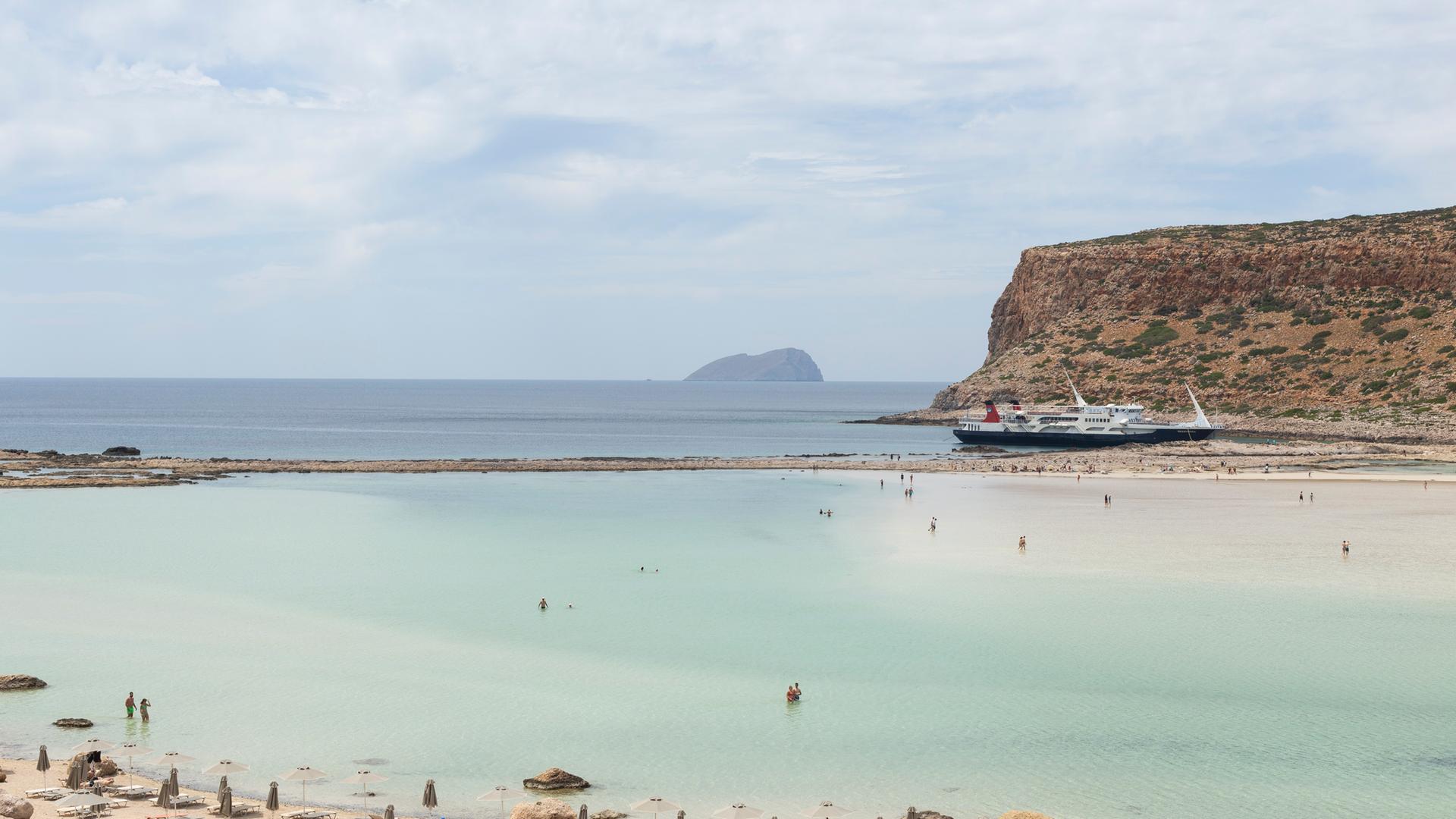 Griechenland, Kissamos: Teilansicht des Strandes von Balos und seiner Lagune im nordöstlichen Teil der Insel Kreta. Griechenland, Kissamos: Teilansicht des Strandes von Balos und seiner Lagune im nordöstlichen Teil der Insel Kreta.