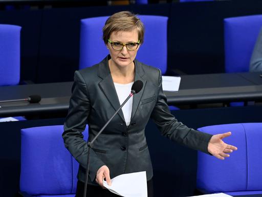 Franziska Brantner in der 13. Sitzung des Deutschen Bundestages im Reichstagsgebäude. Berlin, 26.01.2022