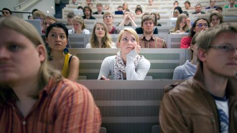 Studierende an der TUHH in Hamburg