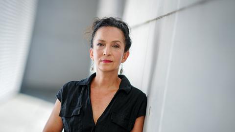 Güner Yasemin Balci, Integrationsbeauftragte von Neukölln, im Berliner Regierungsviertel. Güner Yasemin Balci, Integrationsbeauftragte von Neukölln, im Berliner Regierungsviertel.